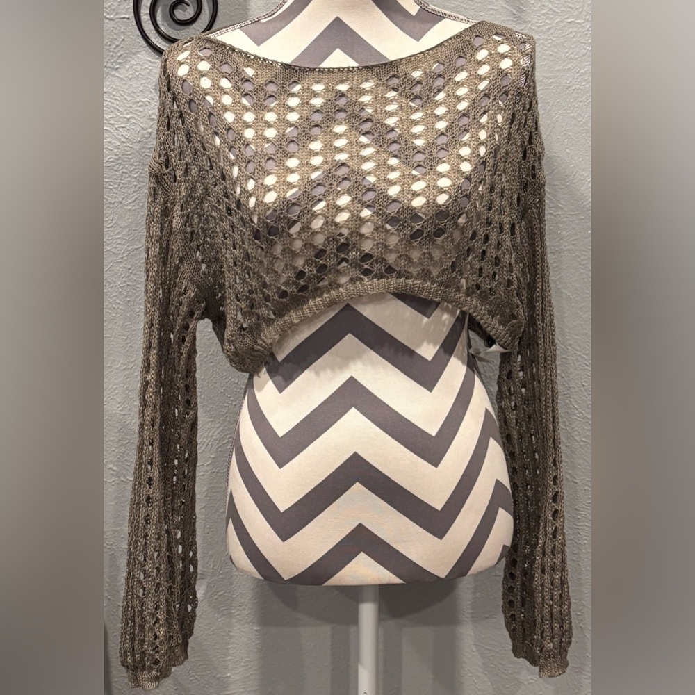 NWOT Crop Knit Sweater in Taupe